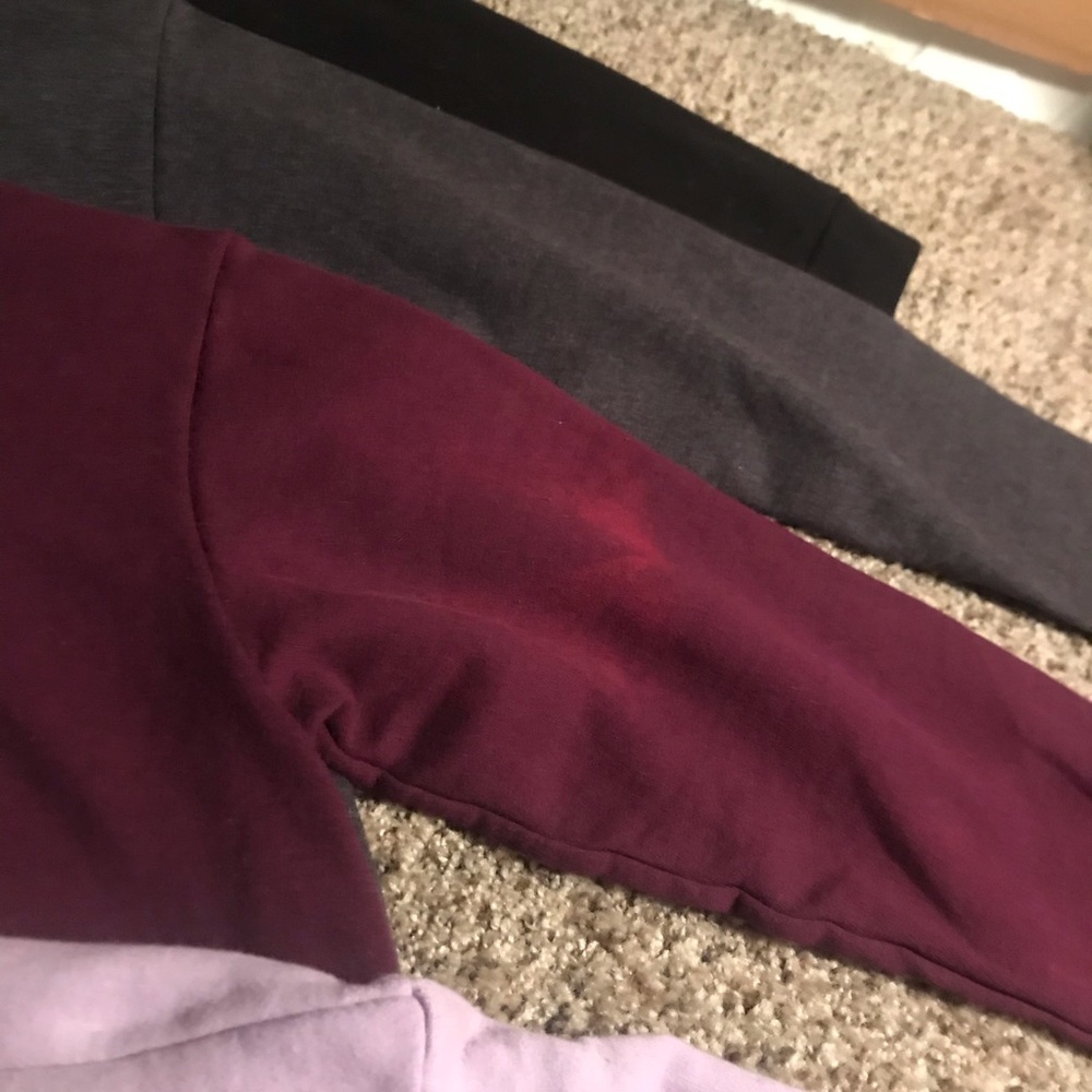 Crewneck bundle. 🥳 - Picture 4 of 7